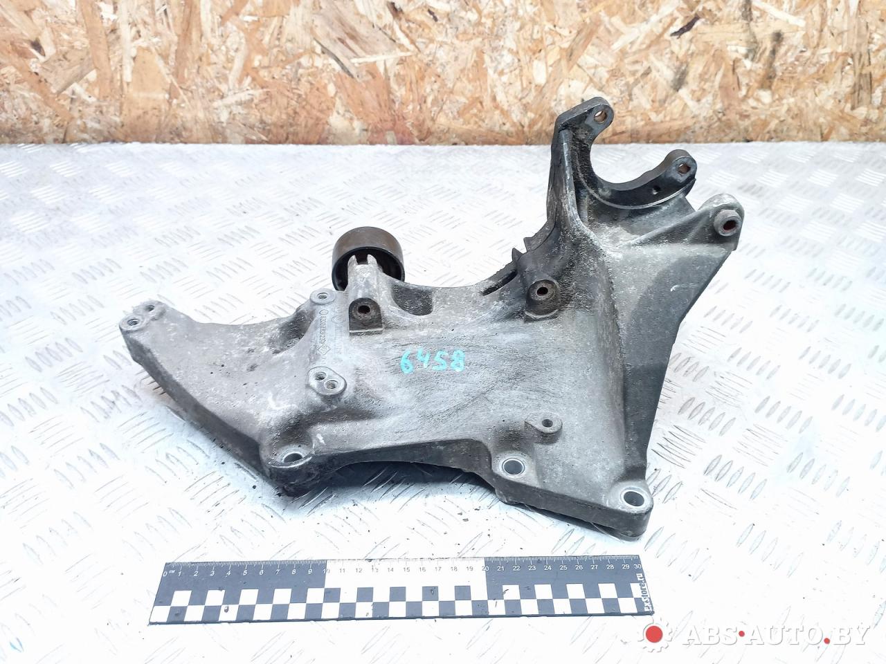 кронштейн генератора Renault Laguna 2 поколение 2004, 1.8 л., бензин, МКПП, хетчбэк 5 дв., 8200183234 - фото №1