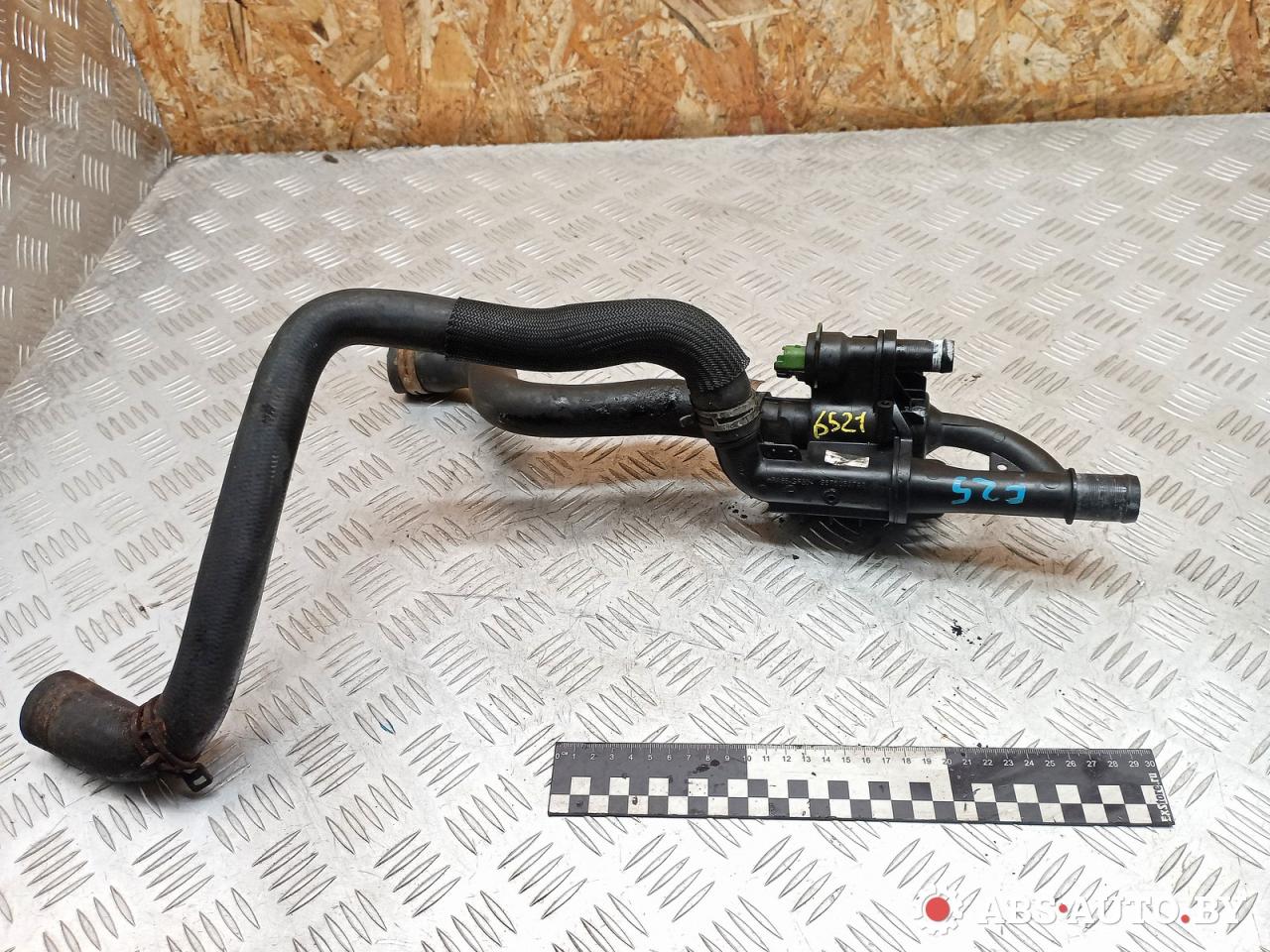 корпус термостата Citroen Berlingo 2 поколение (B9) 2009, 1.6 л., дизель, МКПП, фургон, 9660660380, 1336AF, 9670253780, 9684476080, 1675627, 1683554, 1827189, 2078986, 9M5Q8A586B9A, 9M5Q8A586BA, 9M5Q8A586CA, 9M5Q8A586DA, 9M5QBA586B9A, 11517809191, TVZ1302PF, TH4083, Y6621517X, Y6621517XA, 1769069K10000, 31319493, 31492537 - фото №1