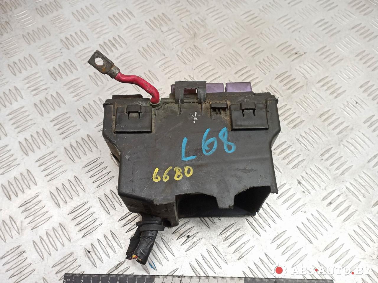 блок предохранителей Renault Laguna 2 поколение 2004, 1.8 л., бензин, МКПП, хетчбэк 5 дв., 8200168158, 55RDIP029 - фото №1