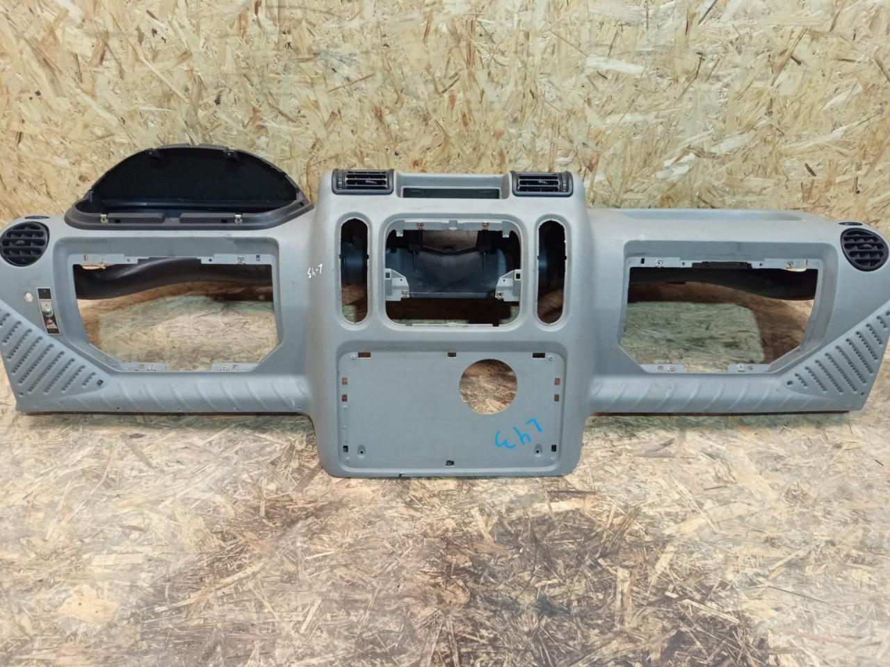 панель передняя салона (торпедо) Renault Mascott 1 поколение 2004, 2.8 л., МКПП, микроавтобус - фото №1