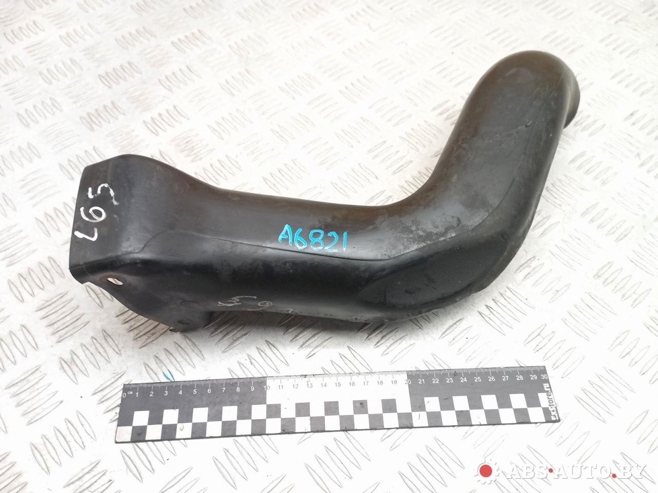 воздуховод BMW 5 серия E39 1999, 3.0 л., M57 D30 (306D1), дизель, АКПП, 13322247826 - фото №1