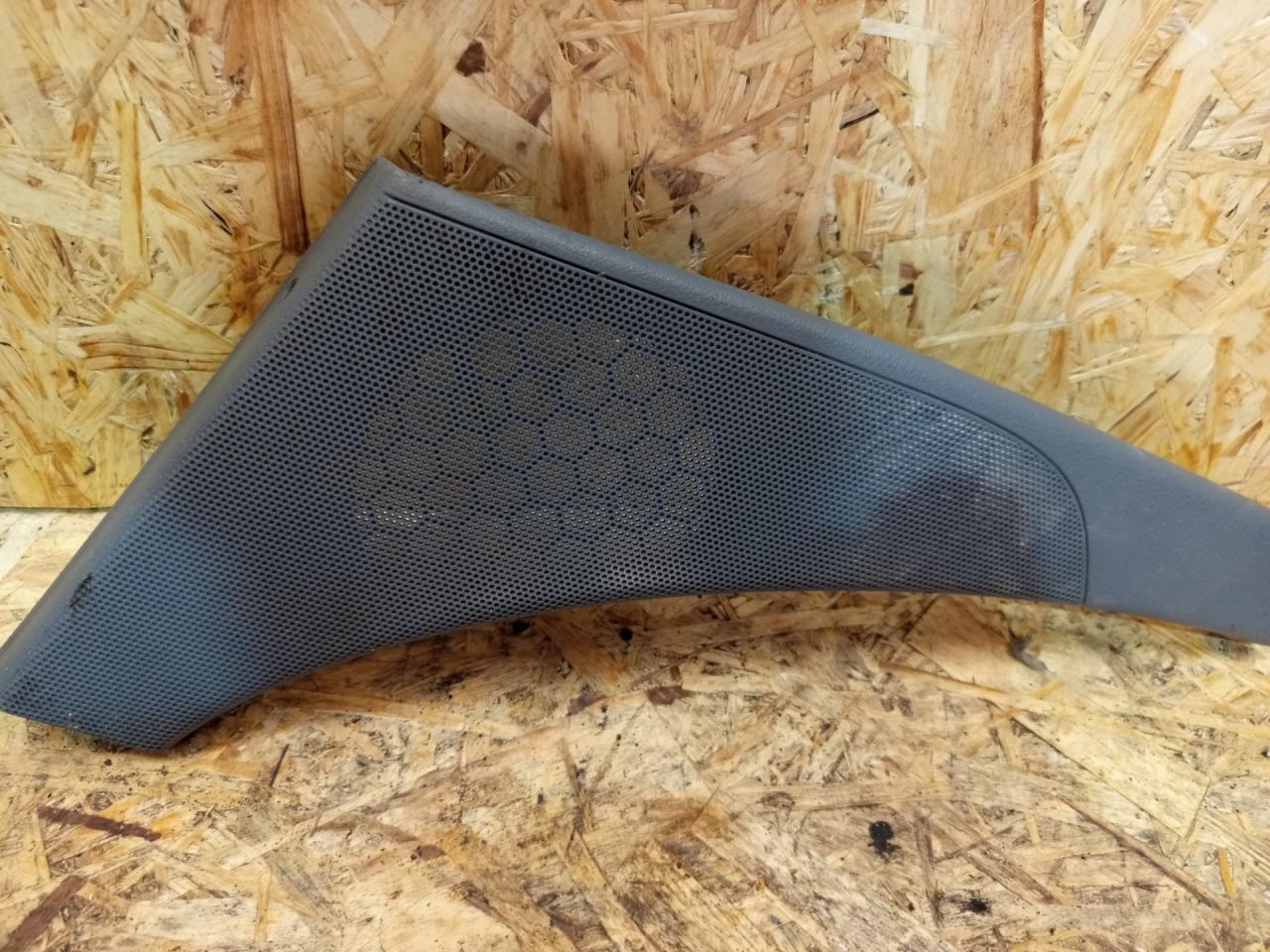 накладка (сетка) динамика Mercedes-Benz Vito W639 2005, 2.2 л., OM 646.982, дизель, МКПП, микроавтобус - фото №1