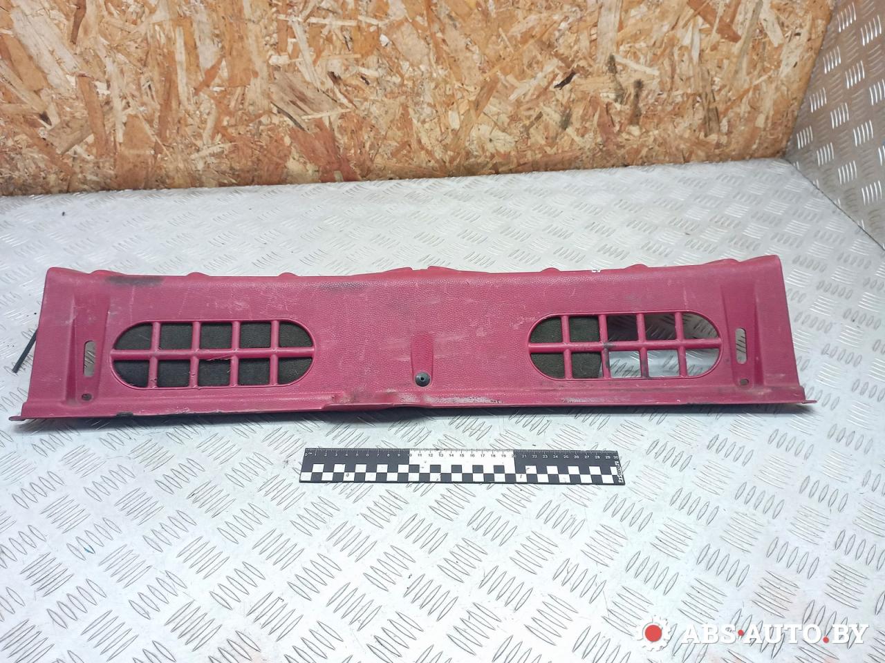 накладка внутренняя на заднюю панель кузова Mini Cooper 1 поколение 2003, 1.6 л., W10 B16 A, бензин, МКПП - фото №1