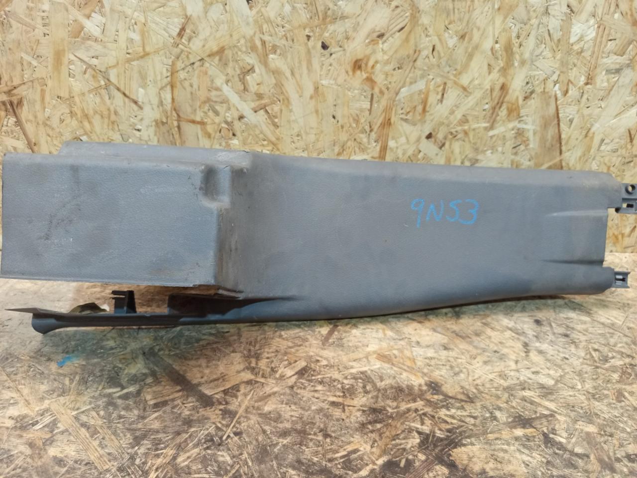 обшивка стойки Mercedes-Benz Vito W639 2005, 2.2 л., OM 646.982, дизель, МКПП, микроавтобус, P0099439 - фото №1