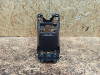 консоль салона Renault Scenic 3 поколение 2010, 1.5 л., K9K 832, дизель, МКПП, 1019193