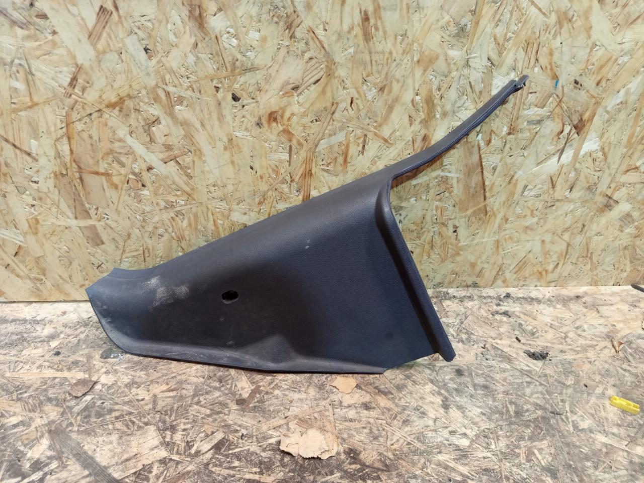 накладка на порог Mercedes-Benz A W168 1 поколение (1997-2001) 2000, 1.7 л., дизель, МКПП, A1686800106 - фото №1