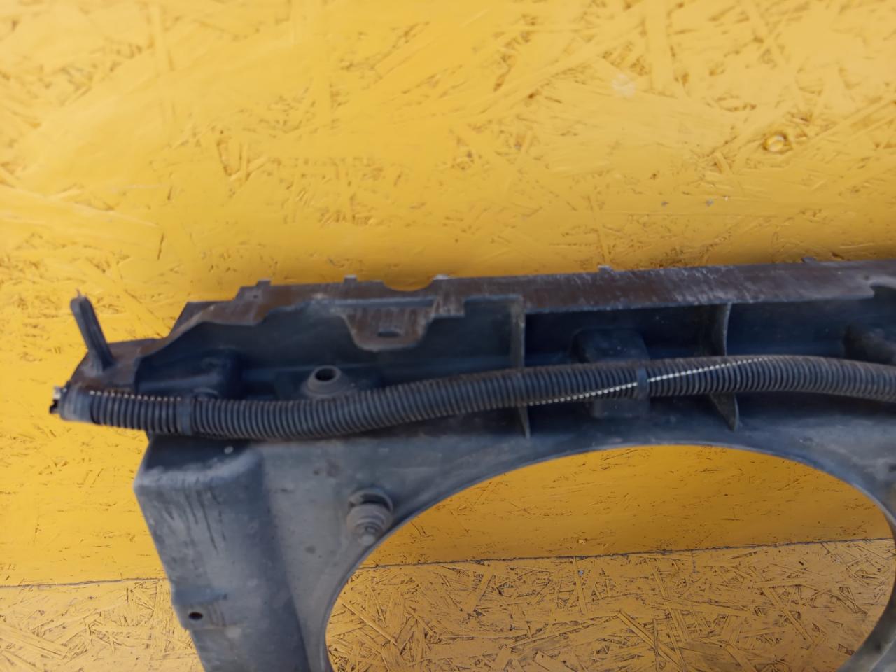 диффузор вентилятора Citroen Berlingo 2 поколение (B9) 2009, 1.6 л., дизель, МКПП, фургон, 9682720580 - фото №1