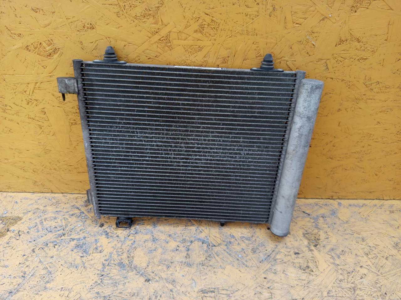 радиатор кондиционера Citroen C3 1 поколение 2006, 1.6 л., бензин, АКПП, хетчбэк 5 дв., 9635759480 - фото №1