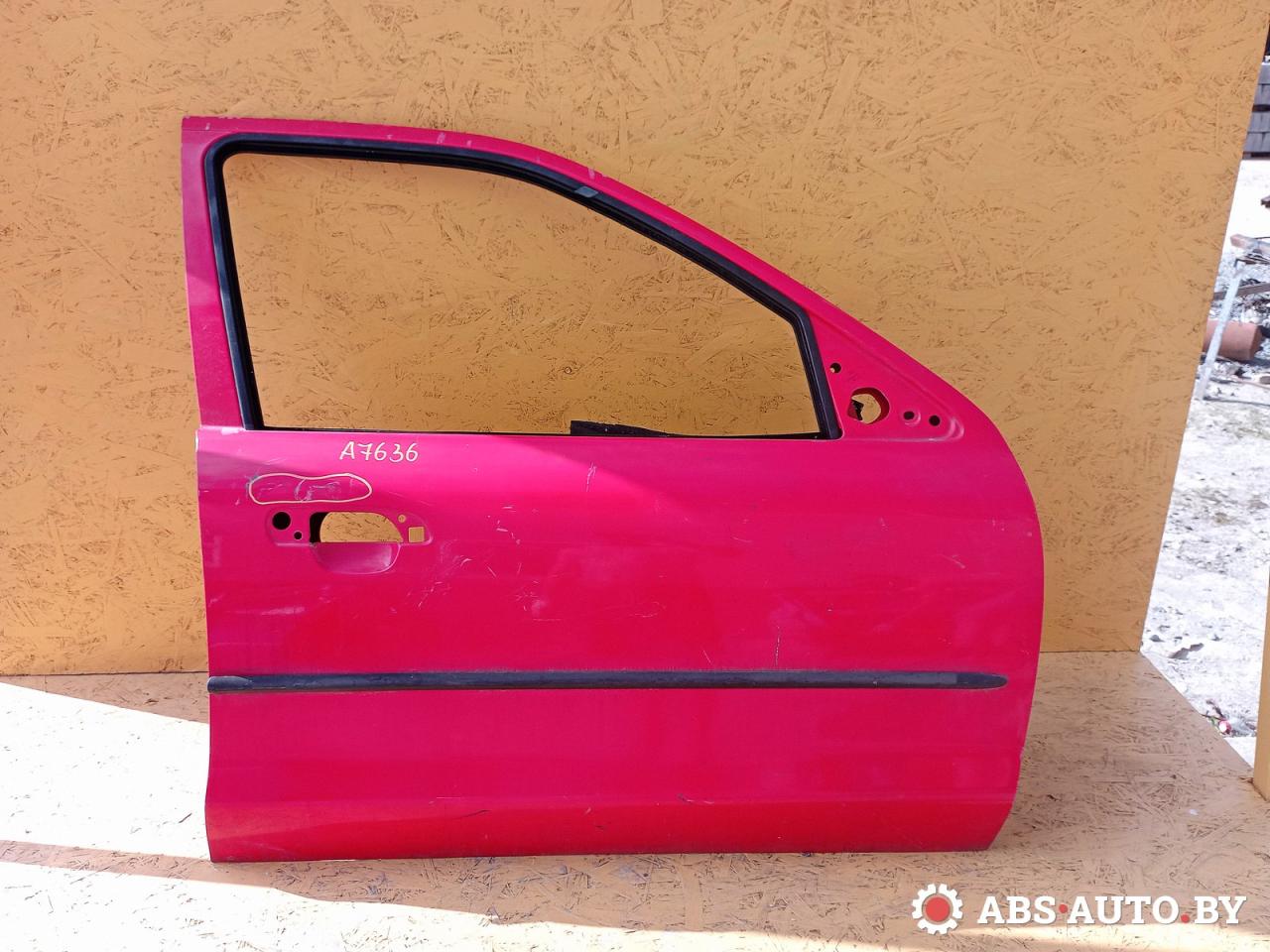 дверь передняя правая Ford Mondeo 2 поколение 1996 - фото №1