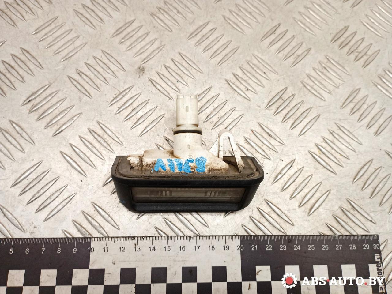 подсветка номера Citroen Berlingo 2 поколение (B9) 2009, 1.6 л., дизель, МКПП, фургон, 9683421680, 3202000531 - фото №1