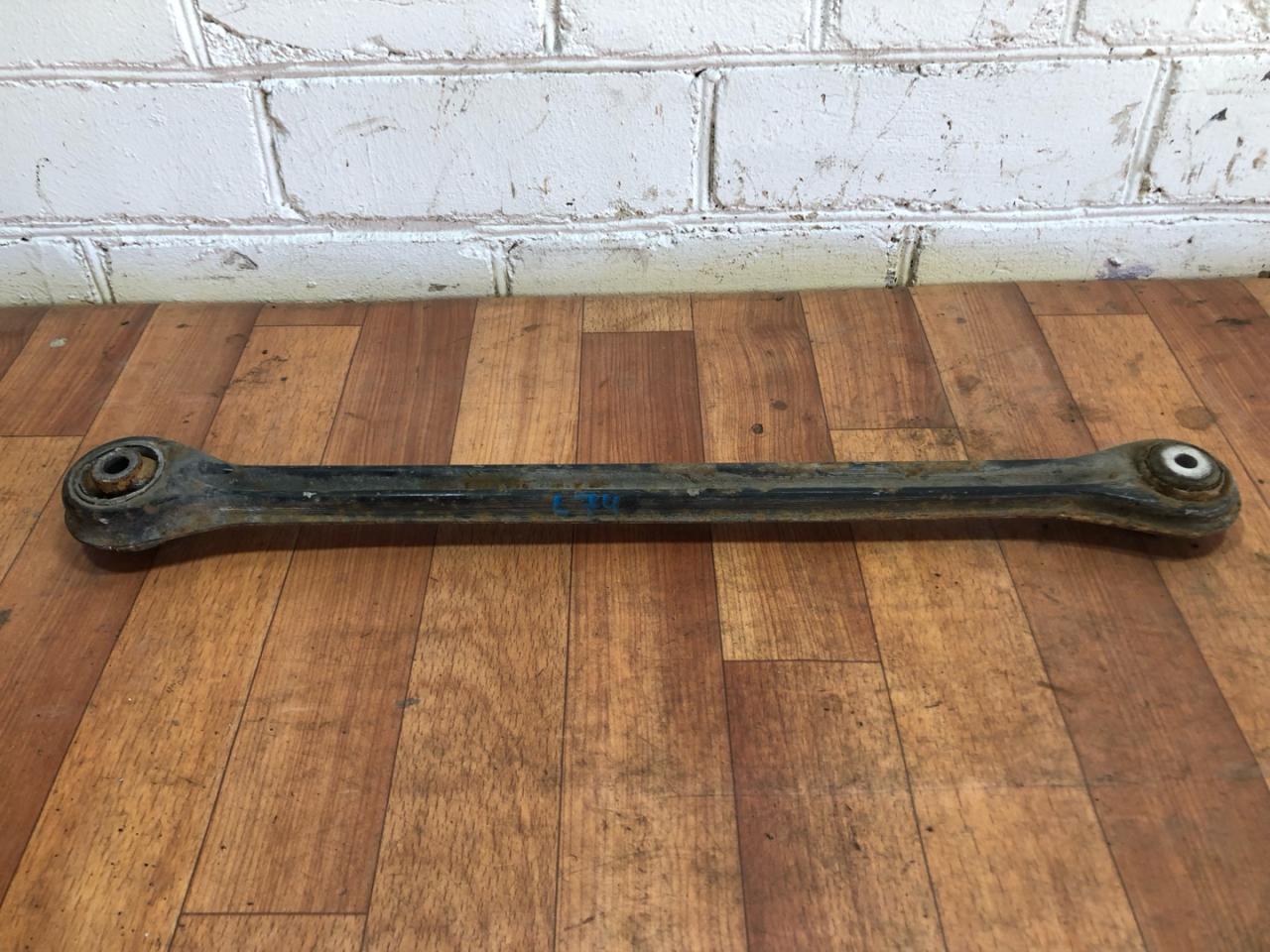 рычаг задний Smart Fortwo 1 поколение 2001, 0.8 л., дизель, робот - фото №1