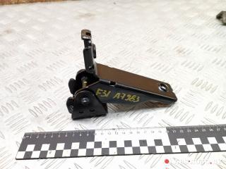 кронштейн (крепление) Hyundai Terracan 1 поколение [рестайлинг] 2005, 2.9 л., дизель, 5МКПП, полный привод