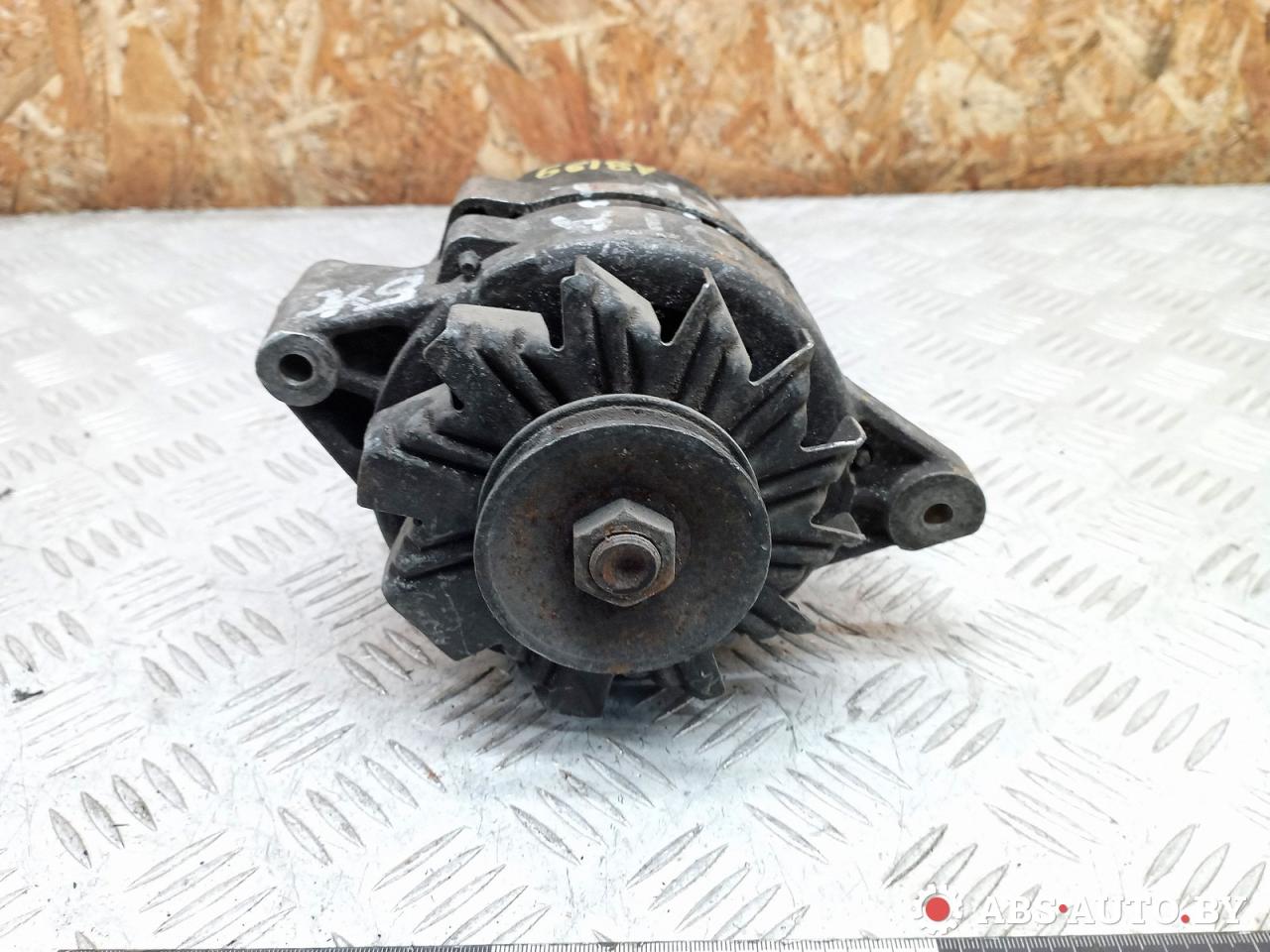 генератор Toyota Hiace 4 поколение H100 1990, 2.5 л., дизель, 119551055ALK - фото №1