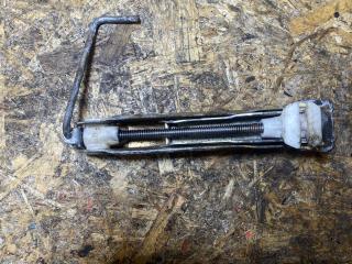 домкрат Opel Omega B 1996, 90135101, 24339BATZ