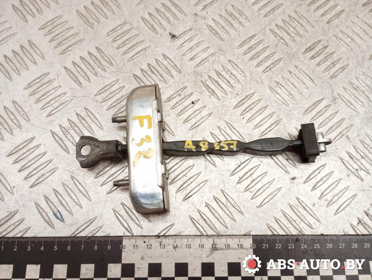 ограничитель открывания двери задней Toyota RAV4 3 поколение (XA30) 2006, 2.2 л., дизель, МКПП, внедорожник 5 дв. - фото №1