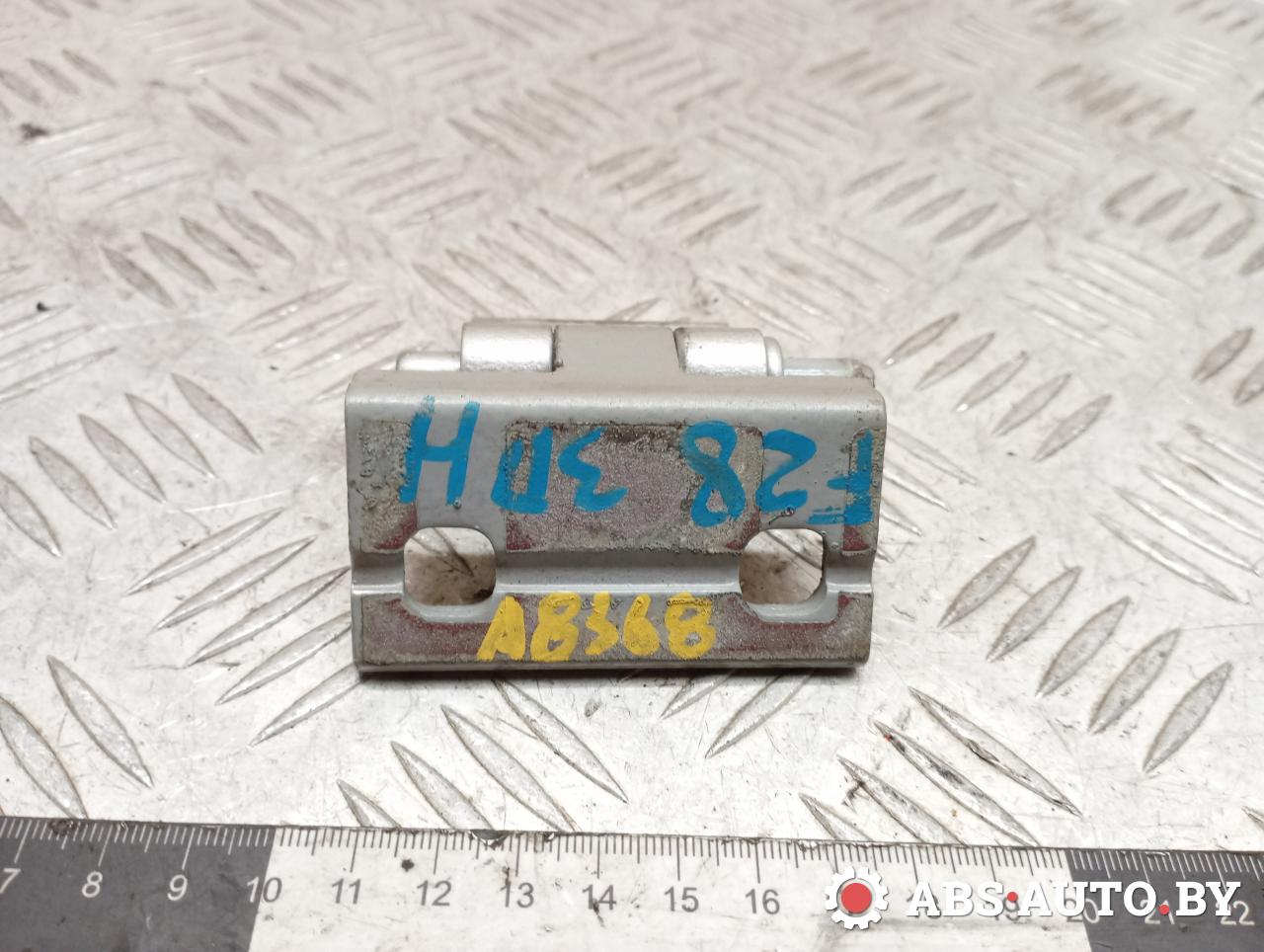 петля двери Volvo XC70 1 поколение 2004, 2.4 л., дизель, АКПП, универсал - фото №1