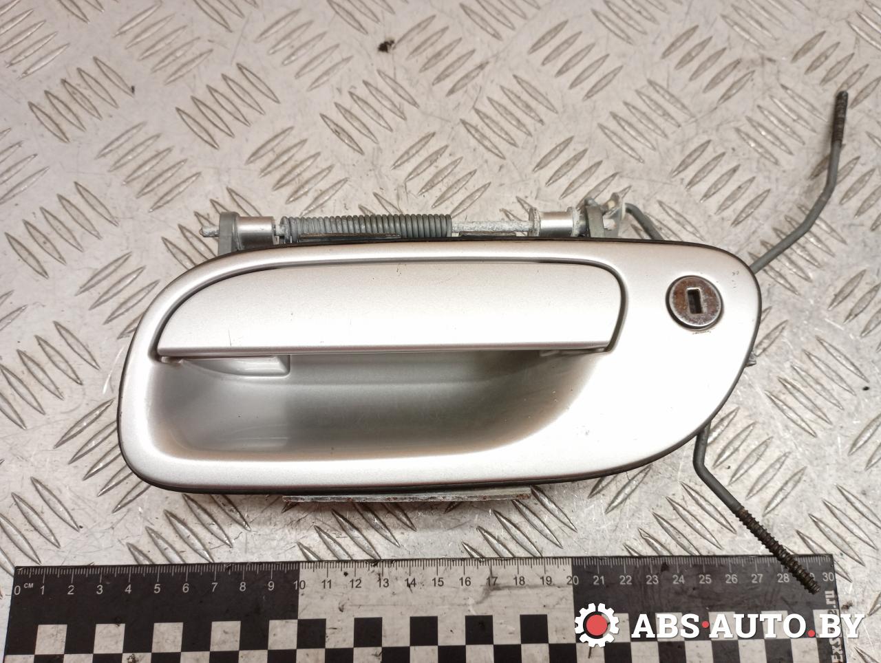 ручка наружная Volvo XC70 1 поколение 2004, 2.4 л., дизель, АКПП, универсал, 9159639, 9159639LH - фото №1