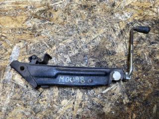 домкрат Volkswagen Golf 3 поколение 1995, 1H0011031