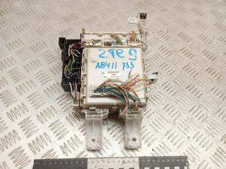 блок предохранителей Toyota RAV4 3 поколение (XA30) 2006, 2.2 л., дизель, МКПП, внедорожник 5 дв., 8273042020, 6E260085