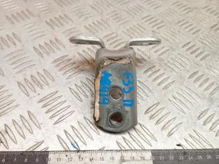 петля двери Toyota RAV4 3 поколение (XA30) 2006, 2.2 л., дизель, МКПП, внедорожник 5 дв.