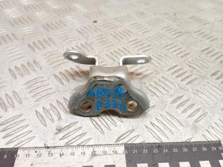 петля двери Toyota RAV4 3 поколение (XA30) 2006, 2.2 л., дизель, МКПП, внедорожник 5 дв.