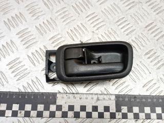 ручка внутренняя передняя левая Toyota RAV4 2 поколение (XA20) [рестайлинг] 2005, 2.0 л., дизель, МКПП, 6927830080, 6920630150