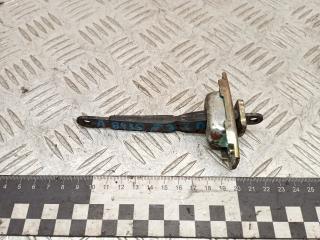 ограничитель открывания двери Toyota RAV4 2 поколение (XA20) [рестайлинг] 2005, 2.0 л., дизель, МКПП