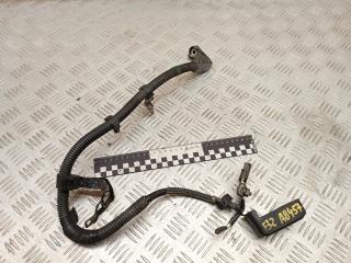 плюсовой провод аккумулятора Toyota RAV4 3 поколение (XA30) 2006, 2.2 л., дизель, МКПП, внедорожник 5 дв., 8282320090