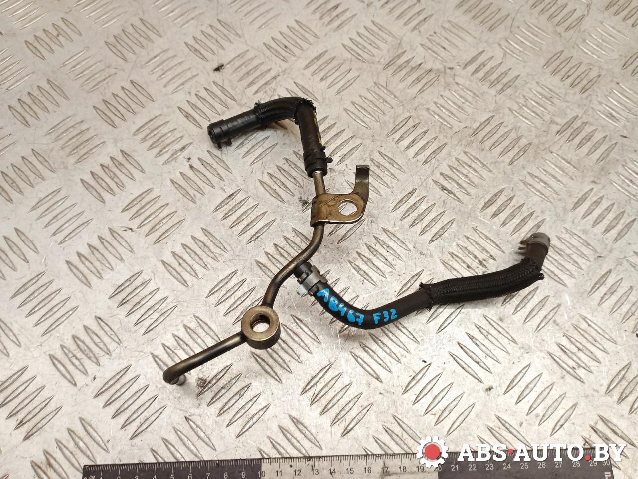 масляная трубка турбины Toyota RAV4 3 поколение (XA30) 2006, 2.2 л., дизель, МКПП, внедорожник 5 дв. - фото №1