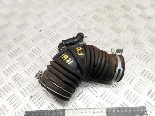 патрубок воздушного фильтра Toyota RAV4 3 поколение (XA30) 2006, 2.2 л., дизель, МКПП, внедорожник 5 дв., 1788126080