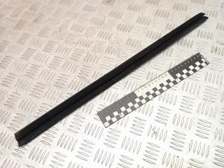 молдинг стекла двери задней левой Toyota RAV4 3 поколение (XA30) 2006, 2.2 л., дизель, МКПП, внедорожник 5 дв.