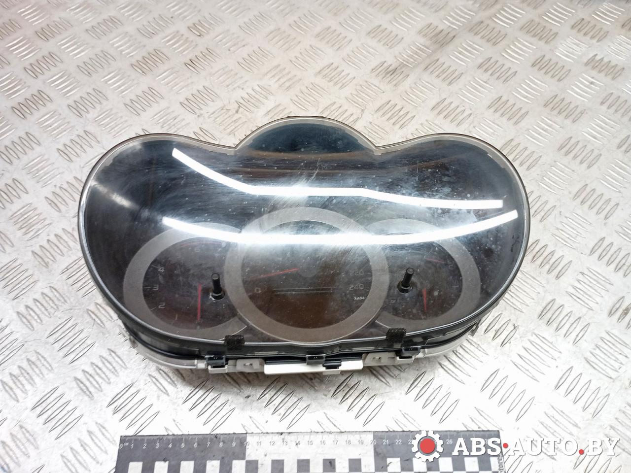 щиток приборов (приборная панель) Toyota RAV4 3 поколение (XA30) 2006, 2.2 л., дизель, МКПП, внедорожник 5 дв., 8380042D02, 2574302665 - фото №1