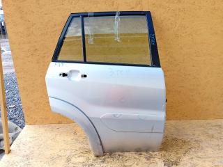 дверь задняя правая Toyota RAV4 2 поколение (XA20) [рестайлинг] 2005, 2.0 л., дизель, МКПП