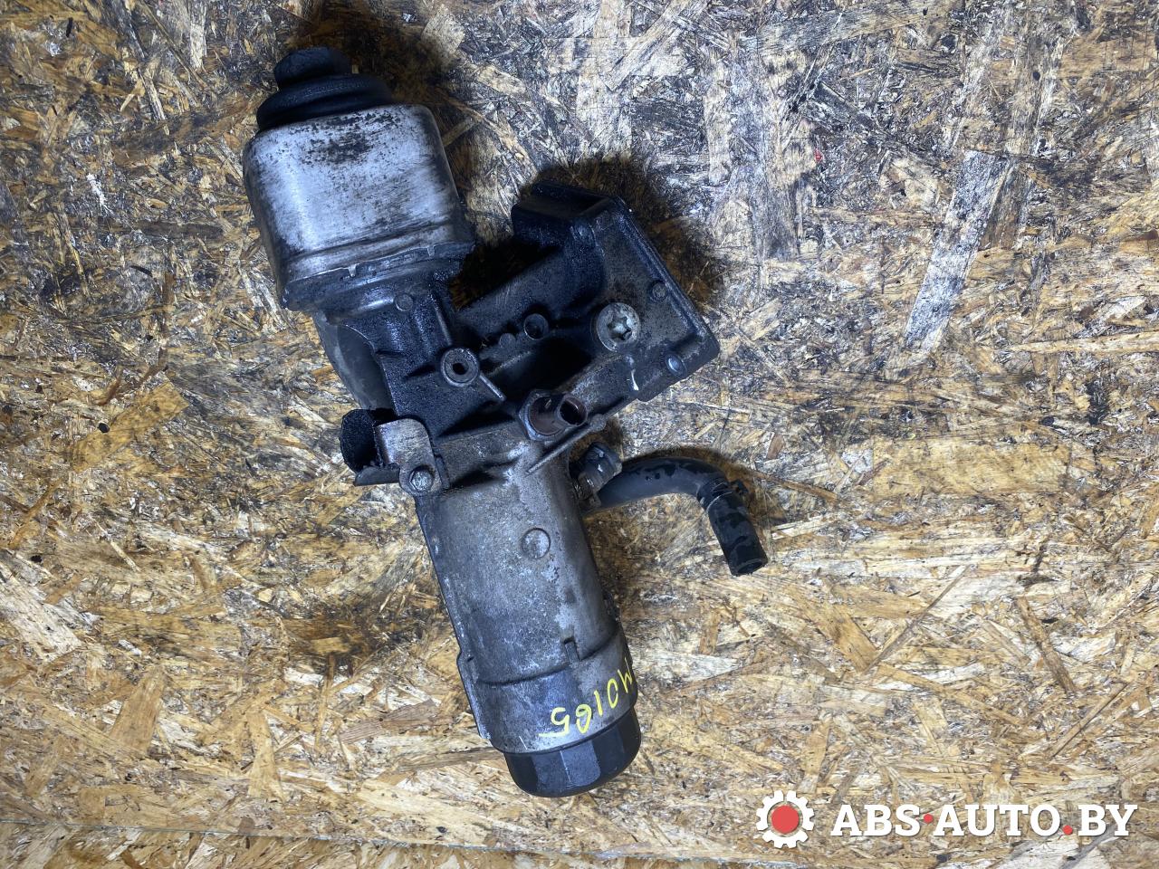 корпус масляного фильтра Volkswagen Golf 4 поколение 2001, 1.9 л., TDi, дизель, МКПП, 038115466 - фото №1