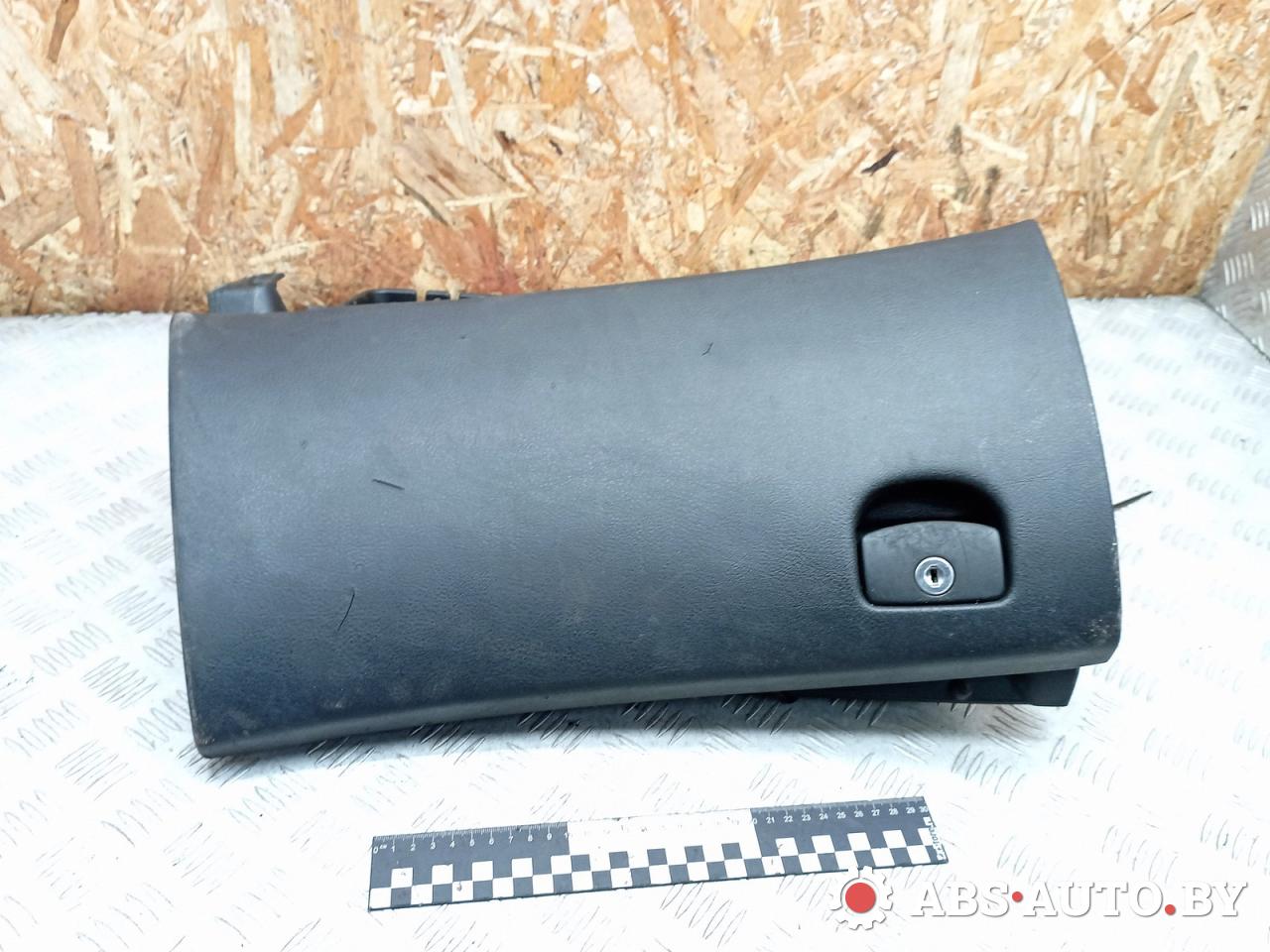 бардачок Peugeot 607 1 поколение 9D 2004, 2.2 л., дизель, АКПП, седан, 9633059077, 1842807016, 9640224077, 9621633577, 9629442680, 1842797016 - фото №1