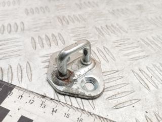 ответная часть (скоба) замка двери Toyota RAV4 2 поколение (XA20) [рестайлинг] 2005, 2.0 л., дизель, МКПП