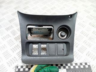 Декоративная накладка центральной консоли Toyota RAV4 2 поколение (XA20) [рестайлинг] 2005, 2.0 л., дизель, МКПП, 5542042010, 5542042020