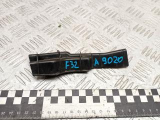 планка под капот Toyota RAV4 2 поколение (XA20) [рестайлинг] 2005, 2.0 л., дизель, МКПП, 5369942030