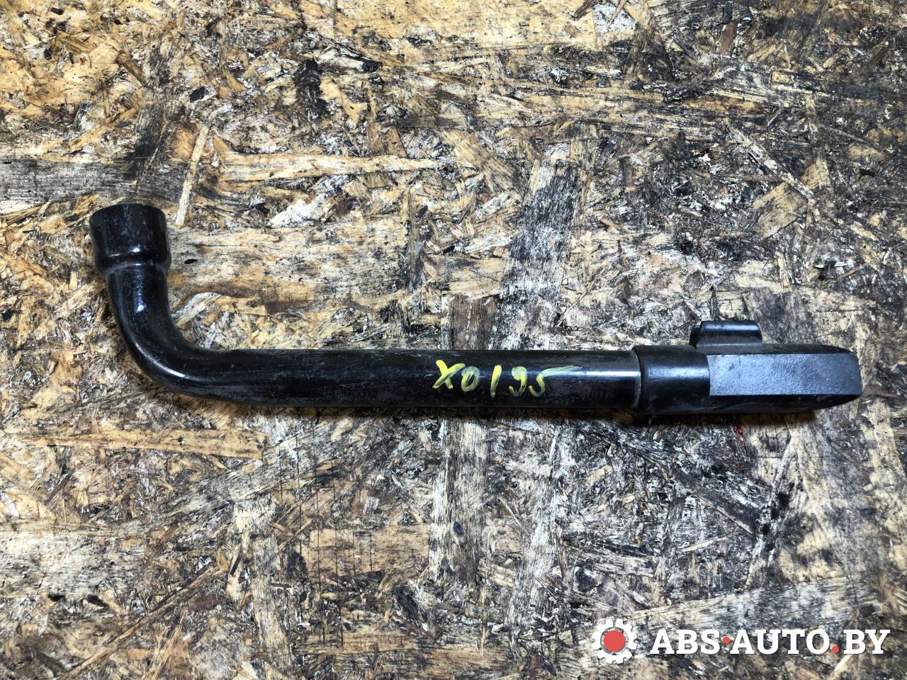 ключ колесный (балонный) Ford C-Max 1 поколение 2006, D3L5A, 1X4A17032AA - фото №1