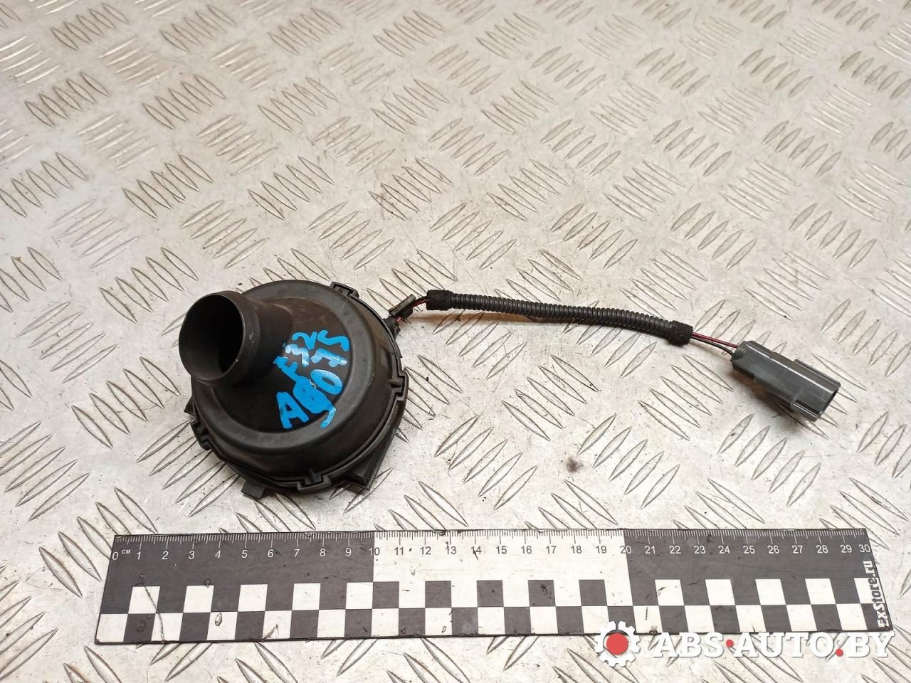 вентилятор охлаждения отсека электроники Volvo XC70 1 поколение 2004, 2.4 л., дизель, АКПП, универсал, 8666595, 0130002843 - фото №1