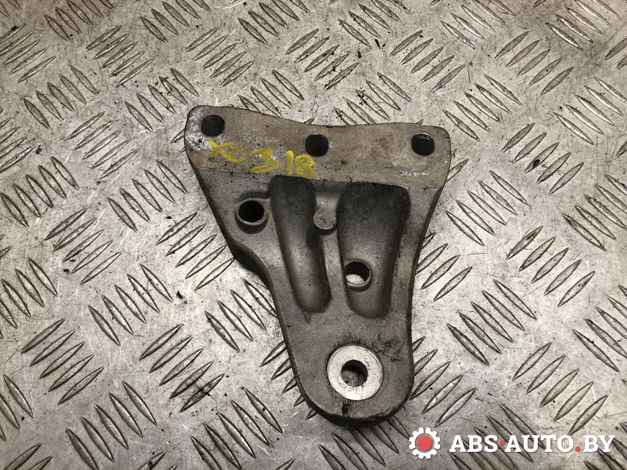 кронштейн двигателя Volkswagen Polo 4 поколение 2003, 1.4 л., бензин, 600199185N - фото №1