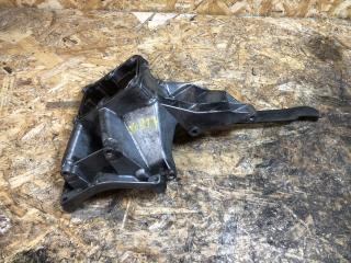 кронштейн компрессора кондиционера Mercedes-Benz E-Класс W210/S210 1998, 2.3 л., бензин, R1112360730, 1112360730