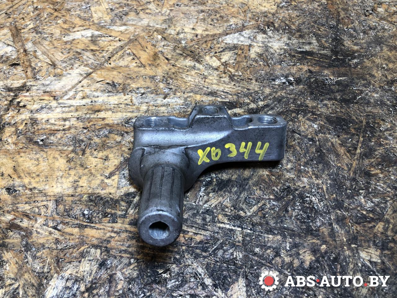 кронштейн двигателя Volkswagen Polo 4 поколение 2003, 1.2 л., бензин, HM345M10 - фото №1