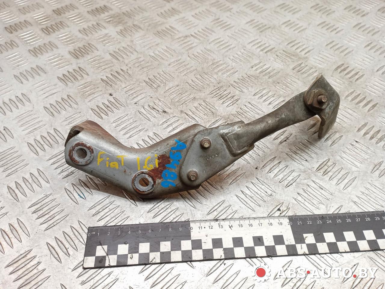 кронштейн двигателя Fiat Bravo 1 поколение 1998, 1.6 л., бензин, A854 - фото №1