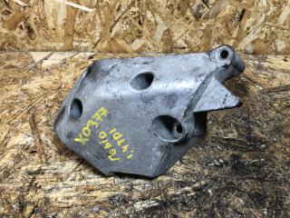 кронштейн двигателя Skoda Fabia 2 поколение (5J) 2009, 1.4 л., дизель, 045199207H, V450