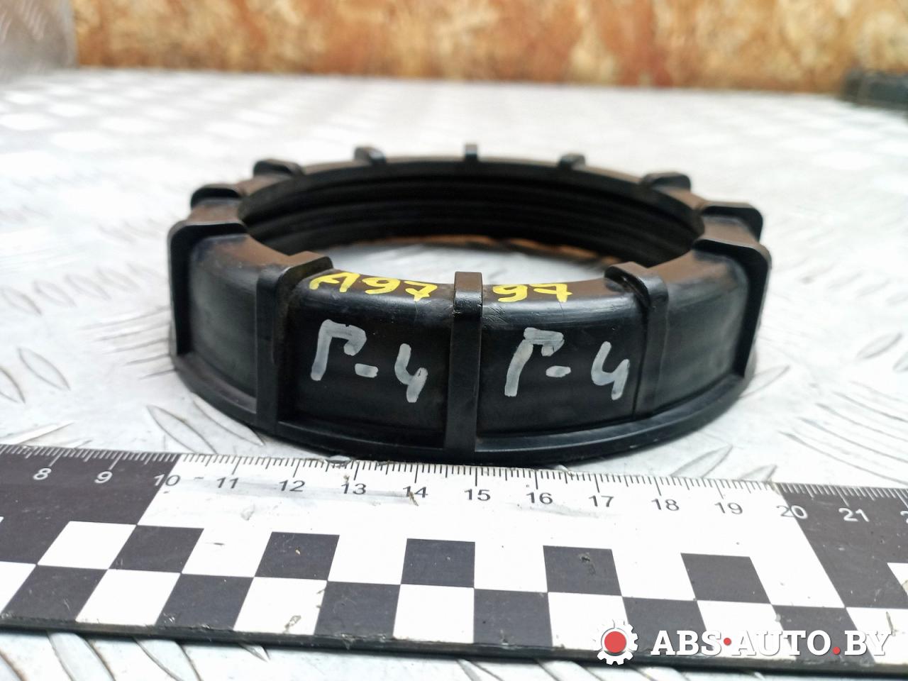 гайка топливного насоса Volkswagen Golf 4 поколение 2002, 321201375A, 3D0919133, 1J0919133, 8E0919133B - фото №1