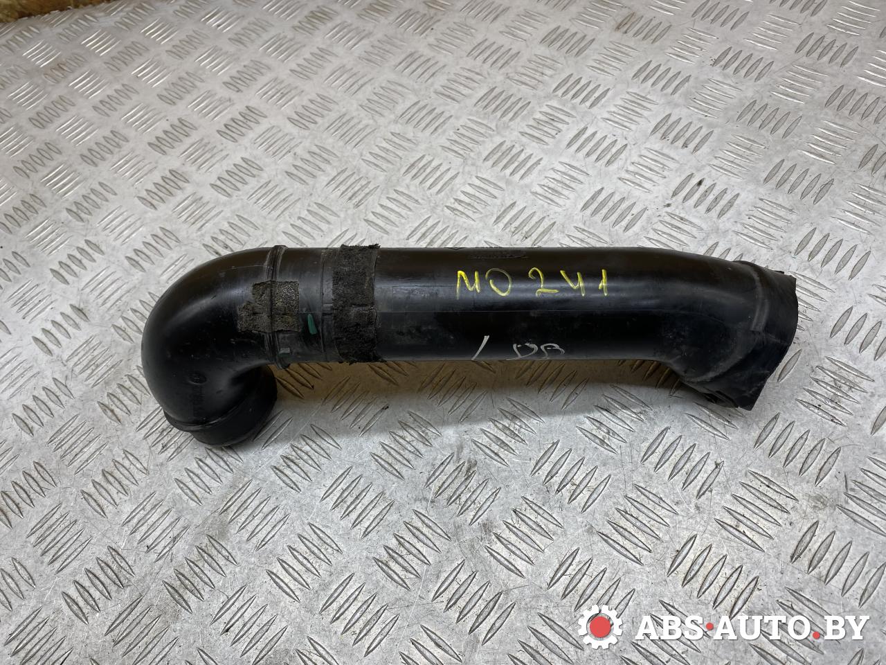 патрубок (трубопровод, шланг) Renault Megane 2 поколение 2005, 1.9 л., дизель, МКПП, универсал, J69001853 - фото №1