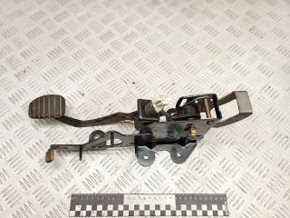 педаль тормоза Renault Megane 2 поколение 2005, 1.9 л., дизель, МКПП, универсал, 8200168238B, 241104, 20639, 72550, 72551, 8200155982