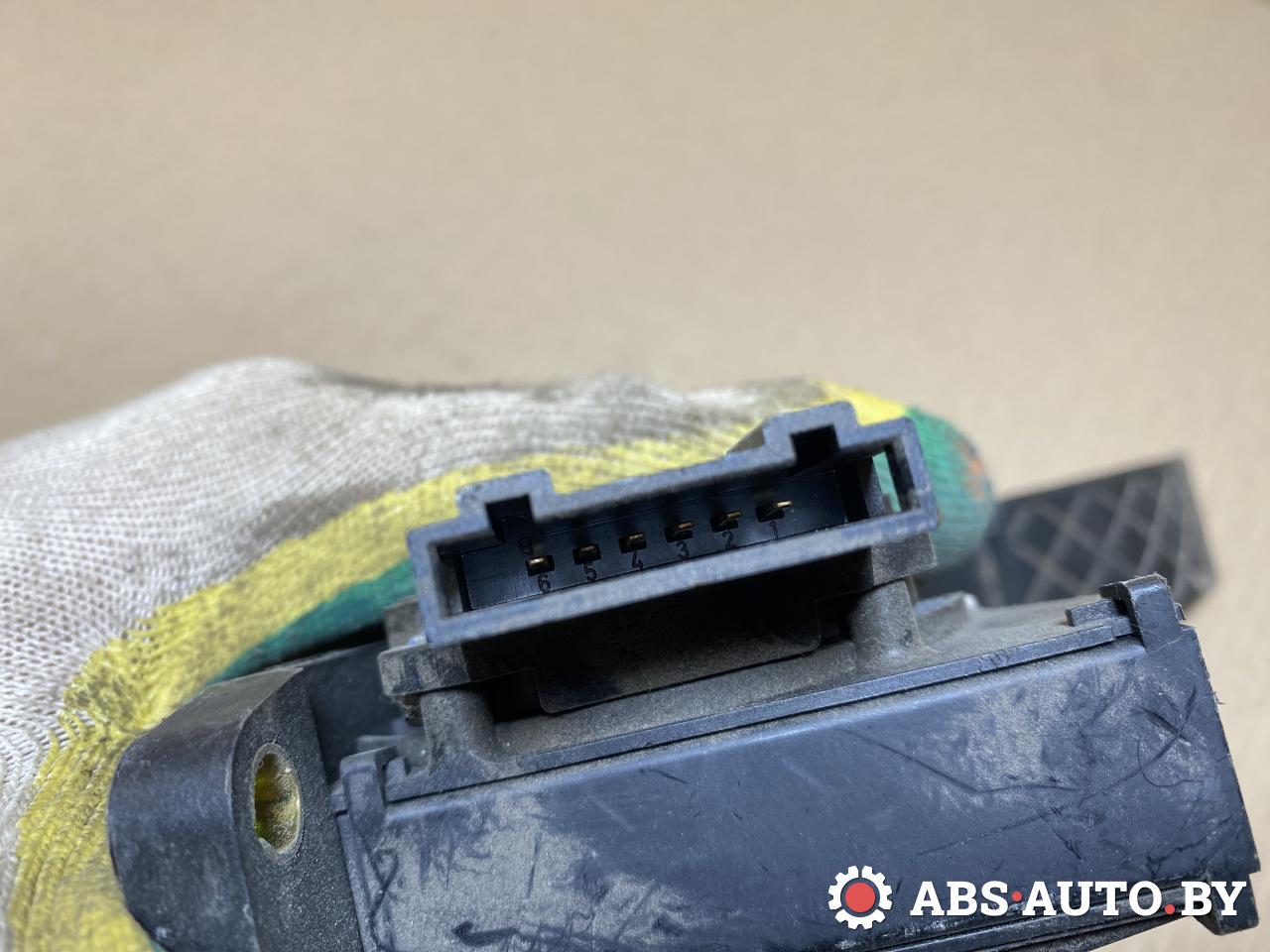 педаль Volkswagen Bora 1 поколение 2003, 1.9 л., дизель, АКПП, 092200139YB3, 0228100234, 1J1723503T, 1J1723503, 1130190060, 00464, S0507 - фото №1