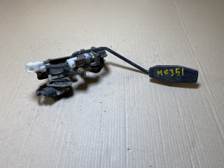 педаль Mazda 323 6 поколение 1999, 2.0 л., дизель, 9260002615, 121019091